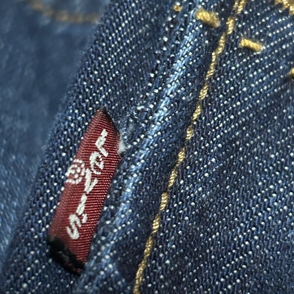 Levi Womens Jean - Picture 3 of 5
